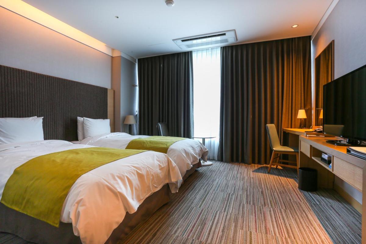Take Hotel & Resort Inje Speedium Kültér fotó